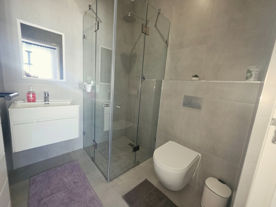 4 Bedroom Property for Sale in Sandown Western Cape